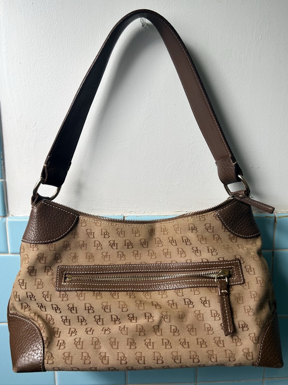 Dooney & Bourke Purse